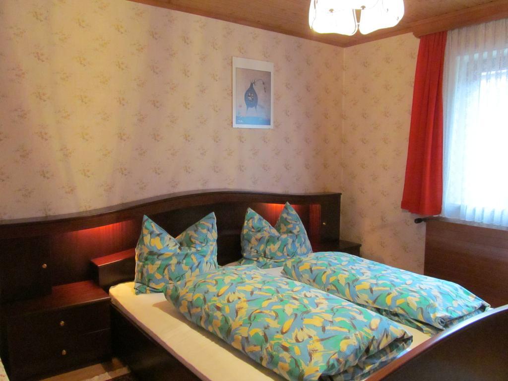Appartement Weingut Schoberhof Бад Глайхенберг Стая снимка