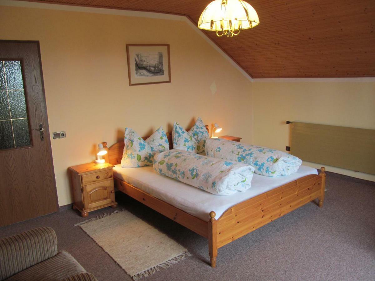 Appartement Weingut Schoberhof Бад Глайхенберг Екстериор снимка